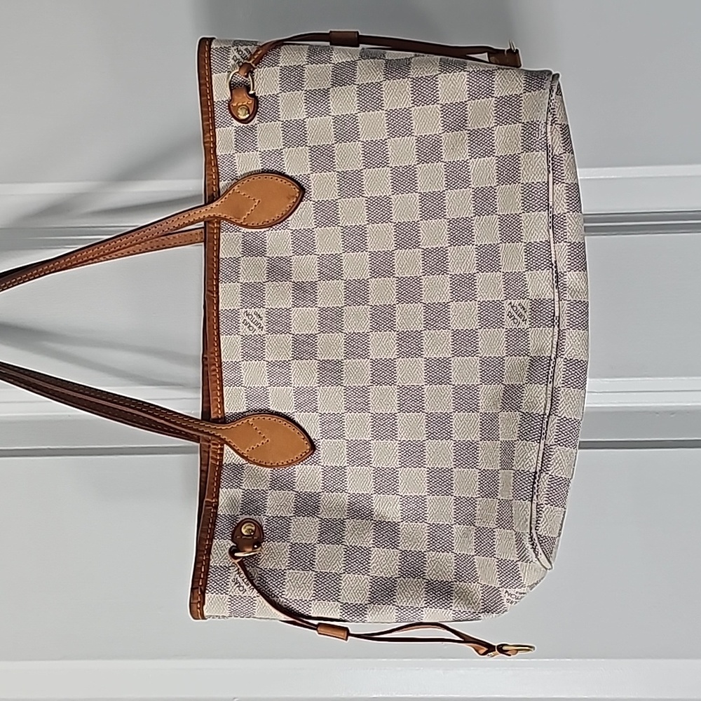 More pics for LV purse